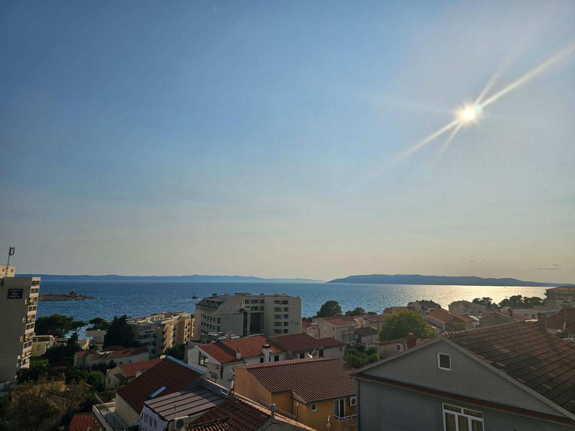 Apartmani Sole Макарська Екстер'єр фото